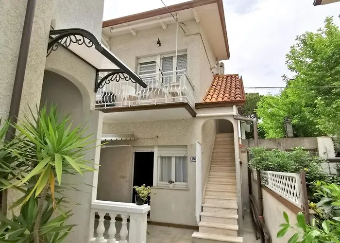 Bezzi Apartments